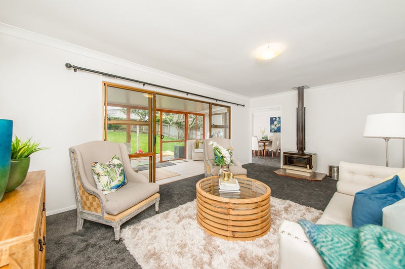 64 Evelyn Road, Cockle Bay, Auckland - Carousel 2