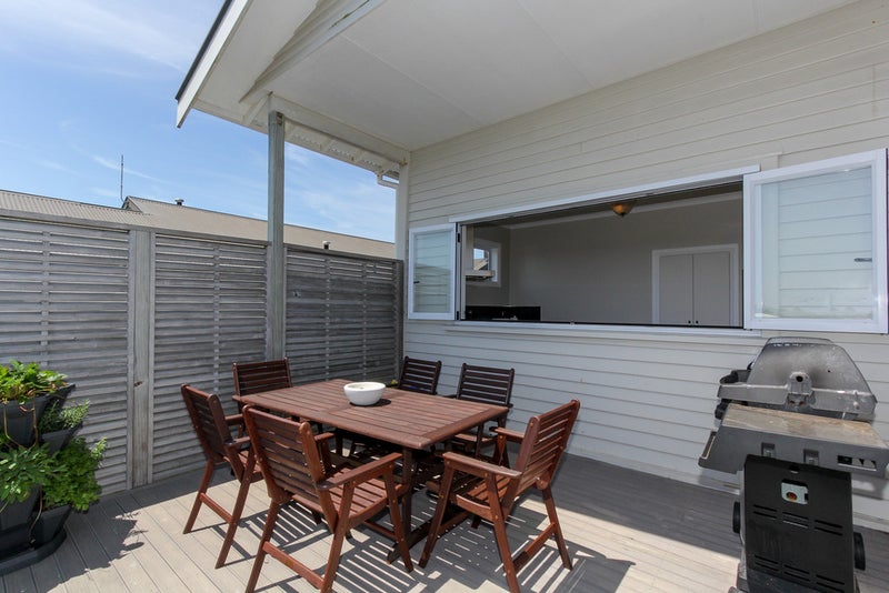 20 Dorset Avenue, Westown, New Plymouth - Carousel 26