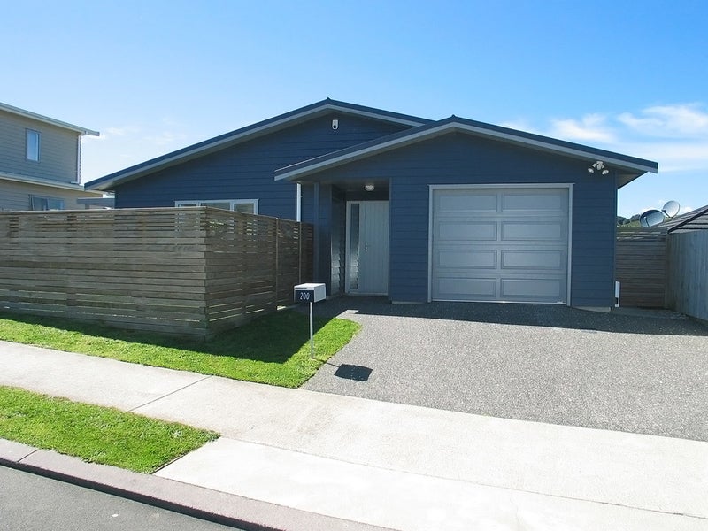 200 Mark Avenue, Grenada Village, Wellington - Carousel 2