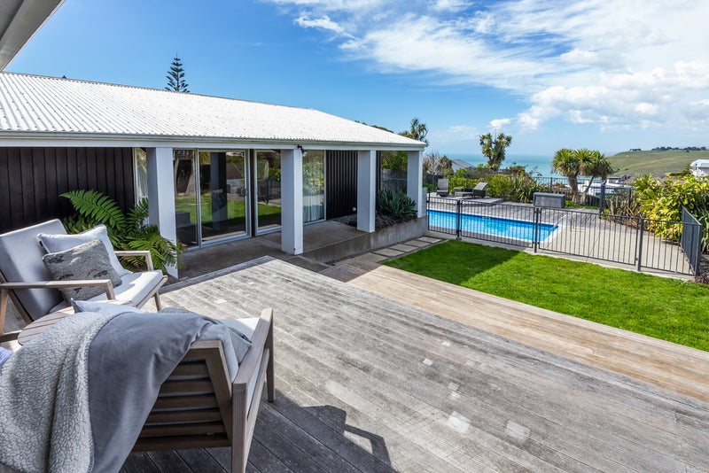 65 Taylors Mistake Road, Scarborough, Christchurch - Carousel 1