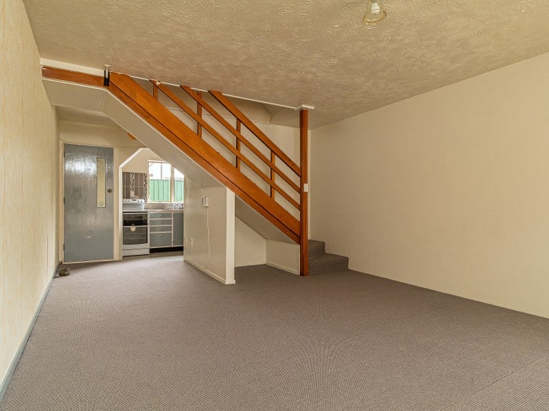 6/702 Grays RD, Mahora, Hastings - Carousel 2