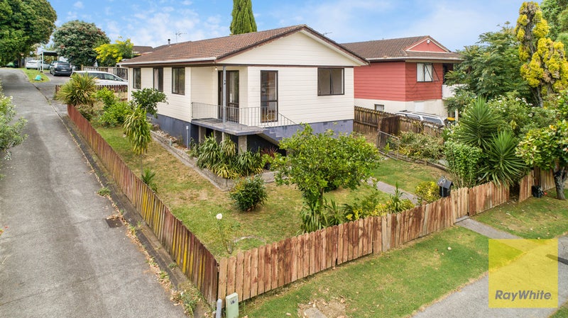 4/14 Taitimu Drive, Weymouth, Auckland - Carousel 1