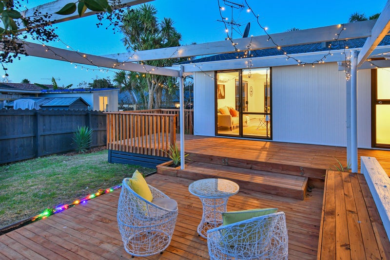 1/26 Nearco Street, Randwick Park, Auckland - Carousel 1