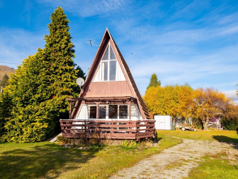 19 Wesney Terrace, Kingston - Carousel 1