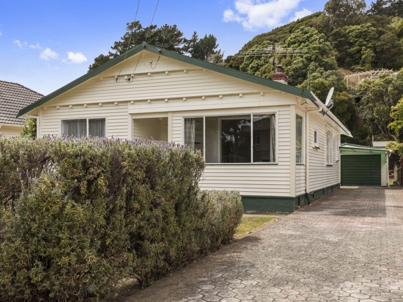77 Wyndrum Avenue, Waterloo, Lower Hutt - Carousel 18