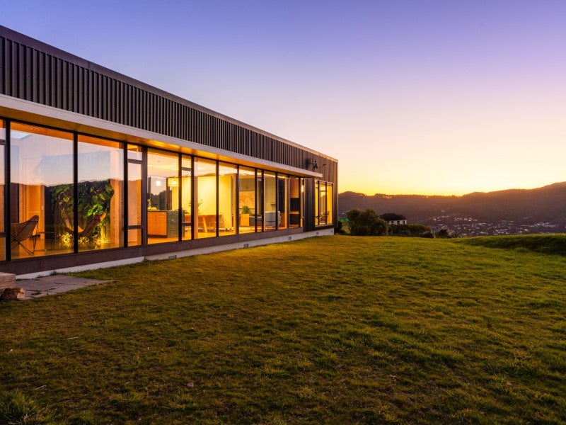 153 Bing Lucas Drive, Tawa, Wellington - Carousel 2