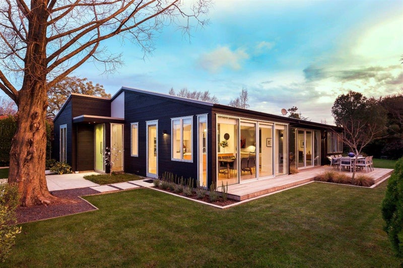 9 Hadlow Place, Burnside, Christchurch - Carousel 1