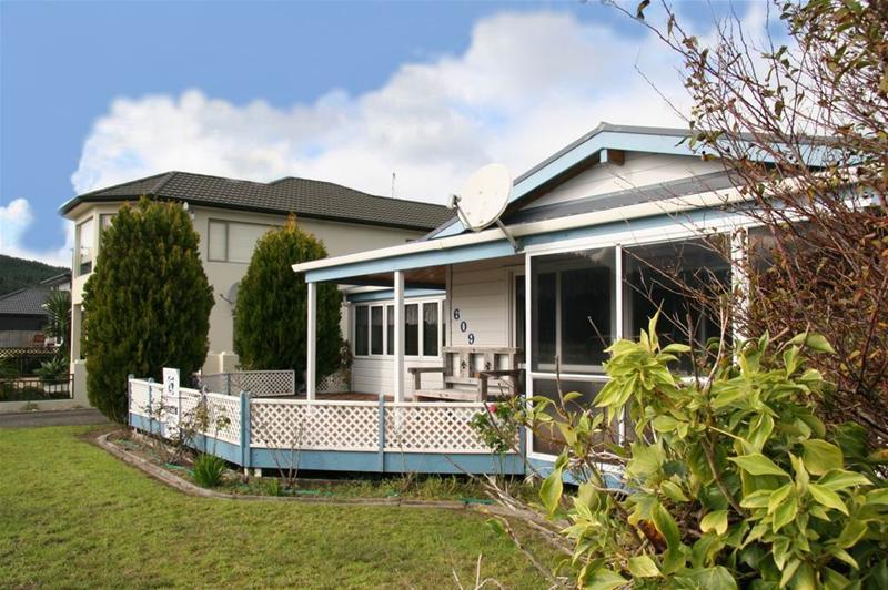 609 Beach Road, Whangamata - Carousel 2