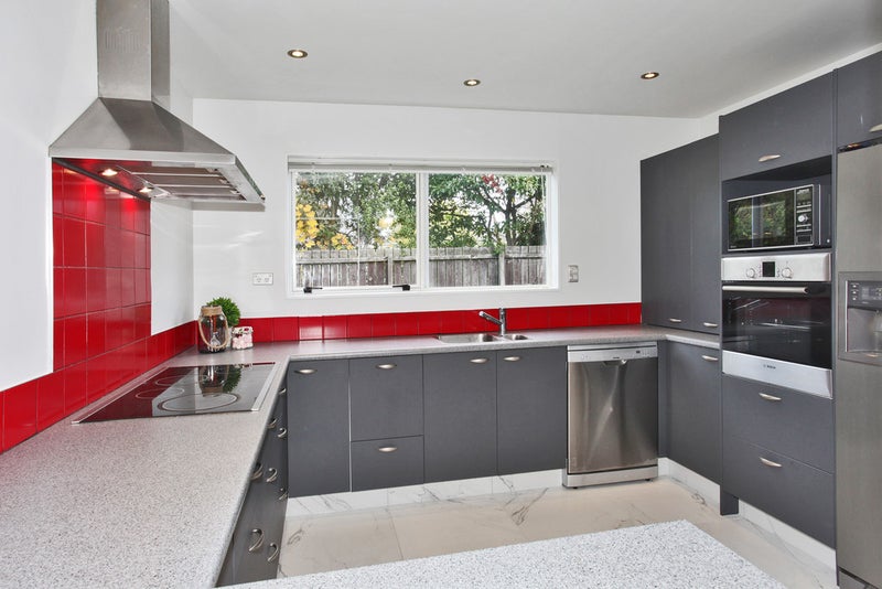 142A Riverlaw Terrace, Saint Martins, Christchurch - Carousel 2