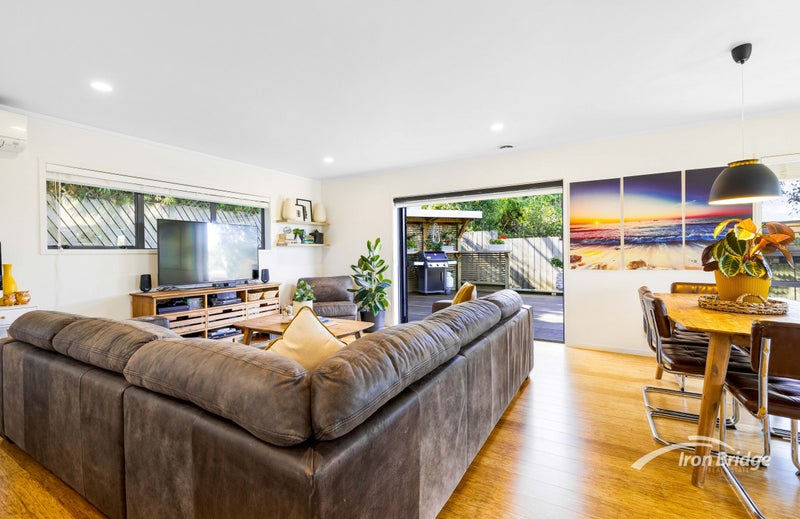1/11 Nile Road, Milford, Auckland - Carousel 2