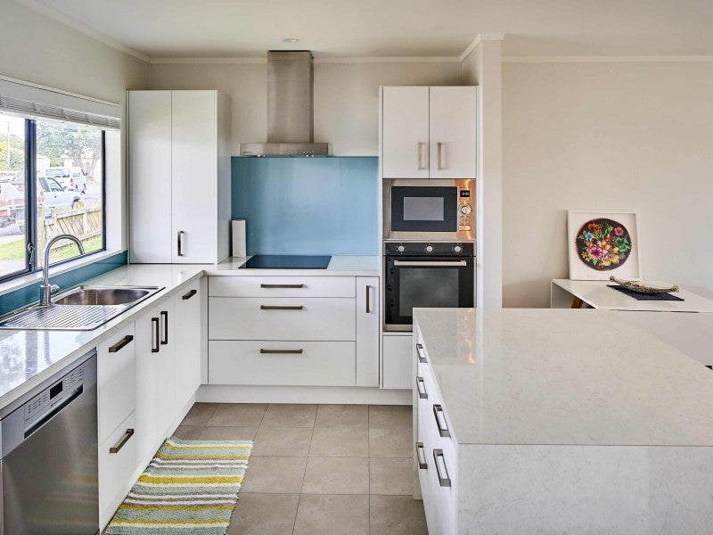 2/26 Mason Street, Moera, Lower Hutt - Carousel 2