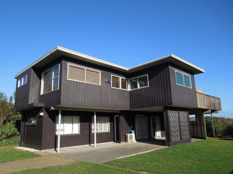 125 Rua Avenue, Waitarere Beach, Levin - Carousel 1