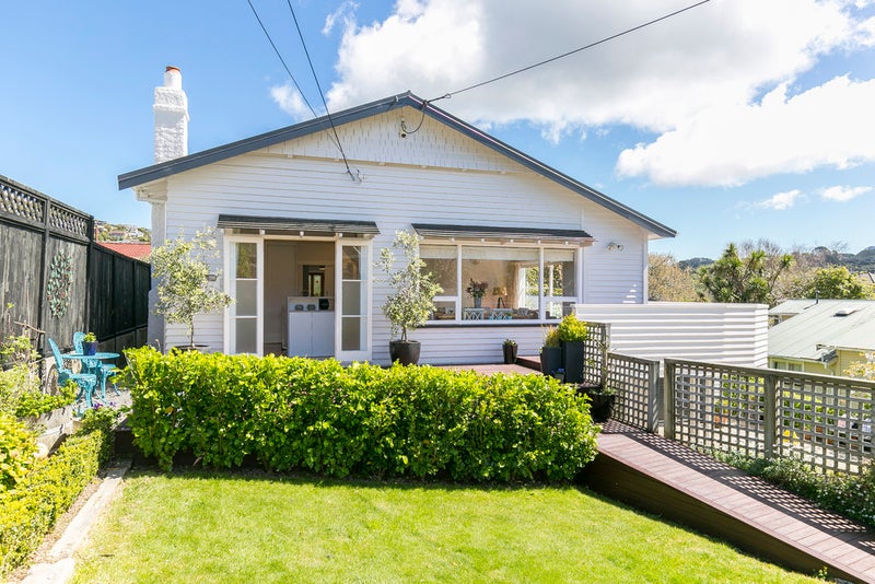 44 Cooper Street, Karori, Wellington - Carousel 1
