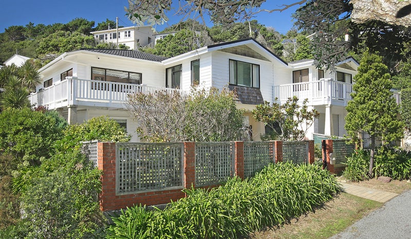 5 Berwick Grove, Seatoun, Wellington - Carousel 26