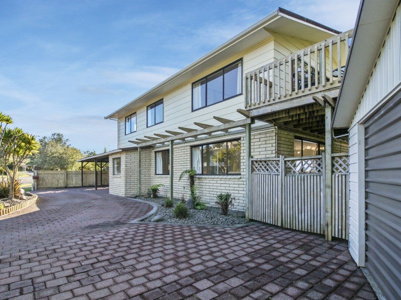 7 Ainslee Street, Highlands Park, New Plymouth - Carousel 19