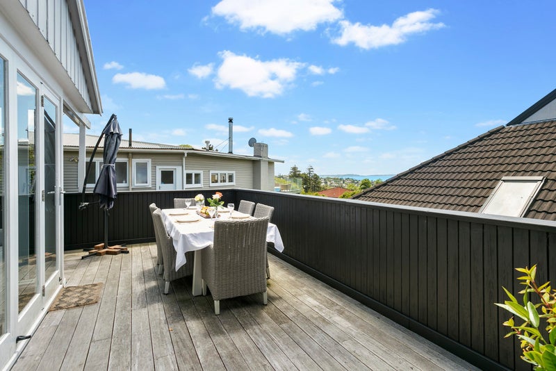 92A Sandspit Road, Shelly Park, Auckland - Carousel 26