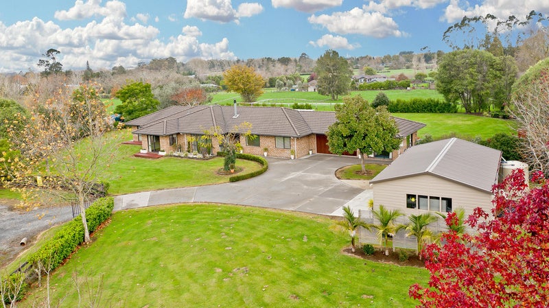 0 , Rukuhia - Carousel 2