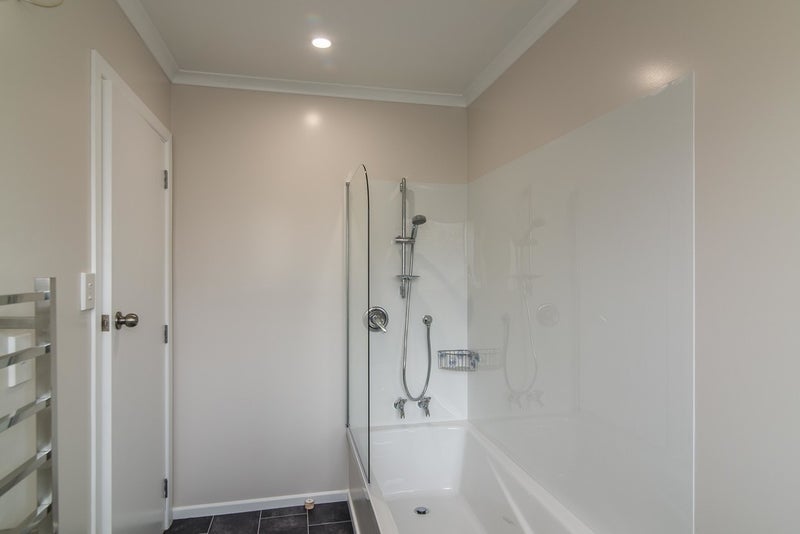 3 Conclusion Street, Ascot Park, Porirua - Carousel 16