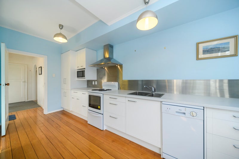 119 Savage Crescent, West End, Palmerston North - Carousel 2