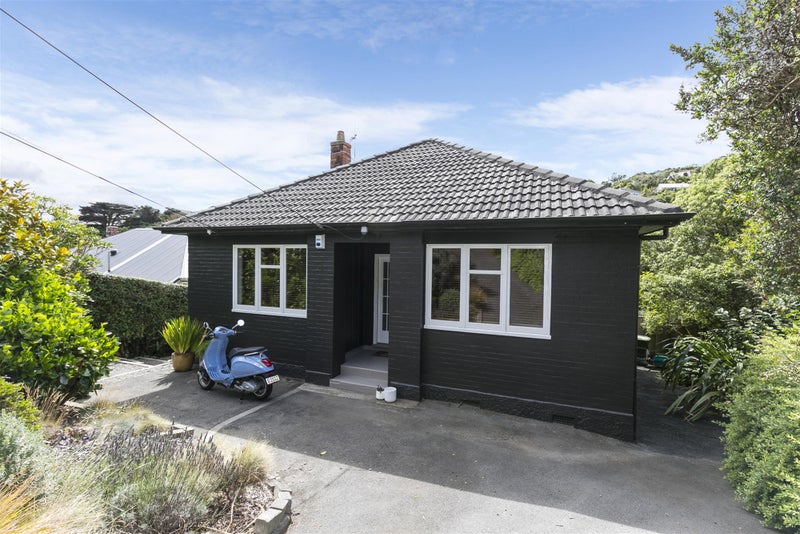 143 Campbell Street, Karori, Wellington - Carousel 1