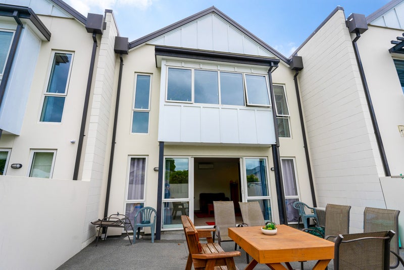 52 John Campbell Crescent, Hillmorton, Christchurch - Carousel 2