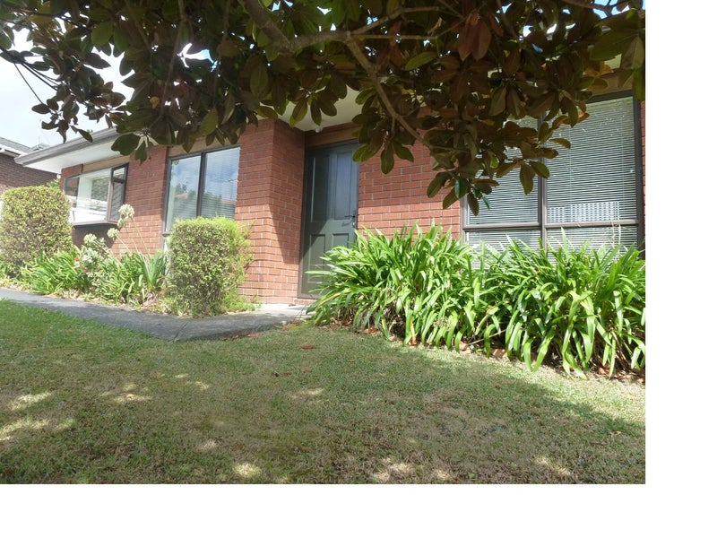 7 Sherpa Place, Massey, Auckland - Carousel 2