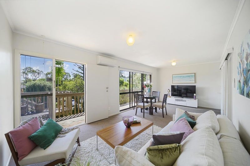 2/35 Patons Road, Howick, Auckland - Carousel 2