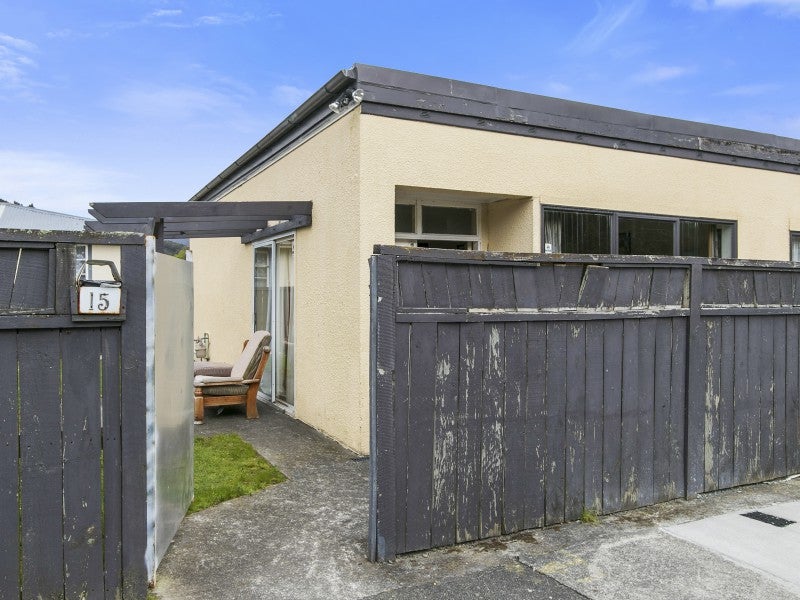 7 Dover Road, Wainuiomata, Lower Hutt - Carousel 10