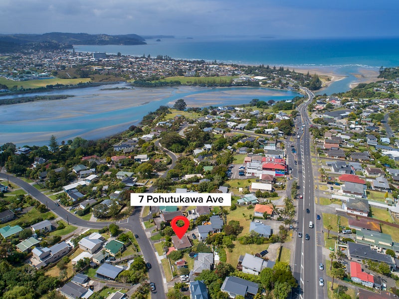 7 Pohutukawa Avenue, Red Beach, Whangaparāoa - Carousel 2