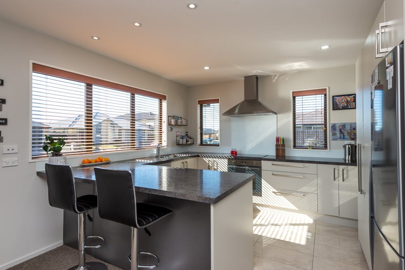 8 Winfield Drive, Wigram, Christchurch - Carousel 2