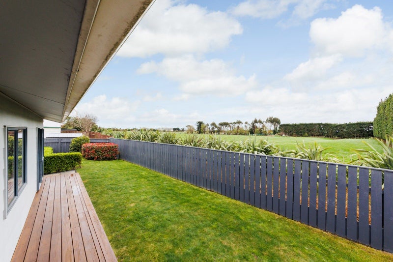 2/91 Benmore Avenue, Cloverlea, Palmerston North - Carousel 15