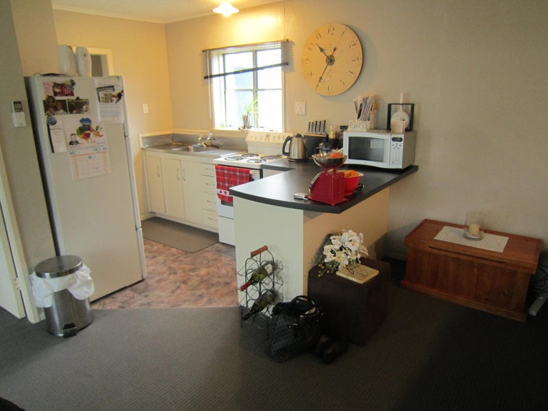 13 Walsh Street, Forest Lake, Hamilton - Carousel 2