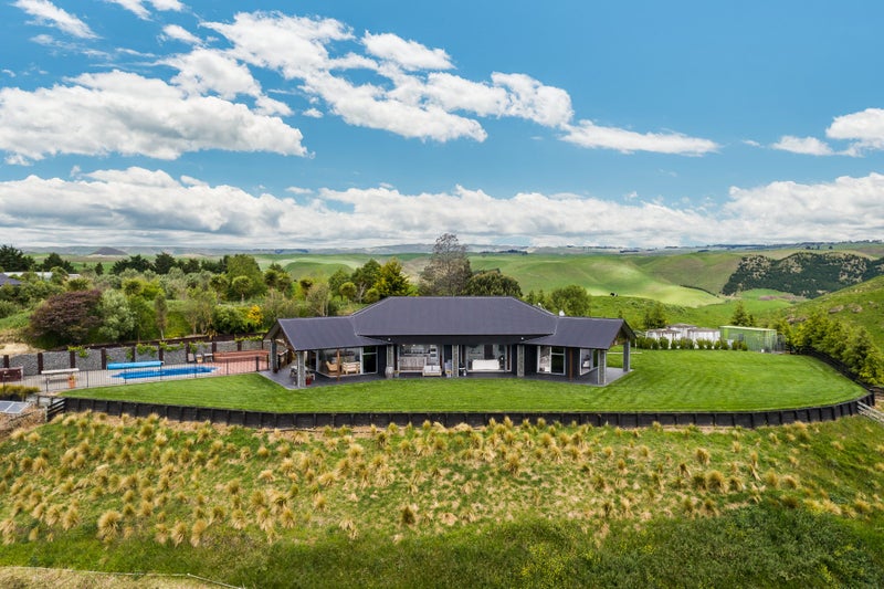 3369 State Highway 50, Hastings - Carousel 1