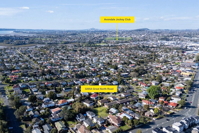 3205A Great North Road , New Lynn, Auckland - Carousel 23