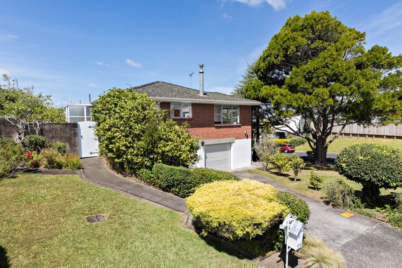 35 Bel Air Drive, Hillsborough, Auckland - Carousel 2