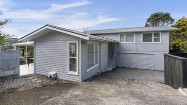 18 Fairburn Grove, Johnsonville, Wellington - Carousel 1