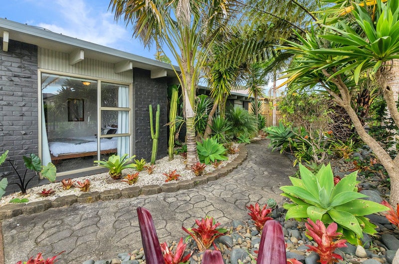 9 Valerie Crescent, Albany - Carousel 1