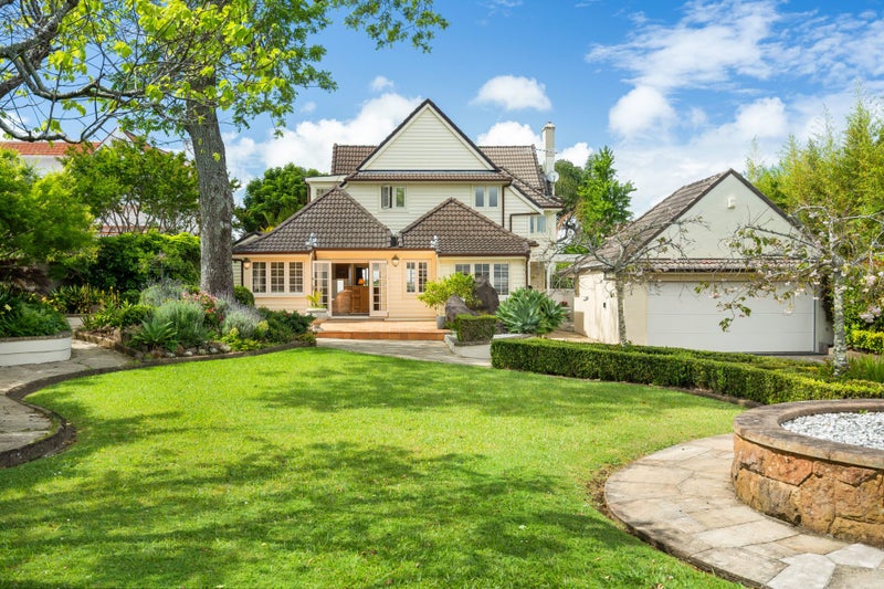 7 Marine Terrace, Bayswater, Auckland - Carousel 1