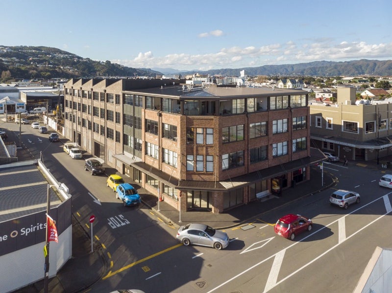 211/73 Jackson Street, Petone, Lower Hutt - Carousel 1