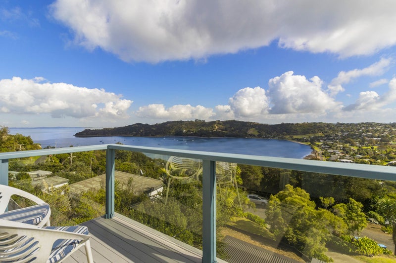 11 Burrell Road, Oneroa, Waiheke Island - Carousel 2