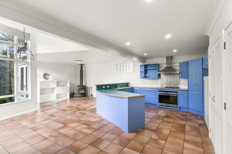 39 Moxham Avenue, Hataitai, Wellington - Carousel 2