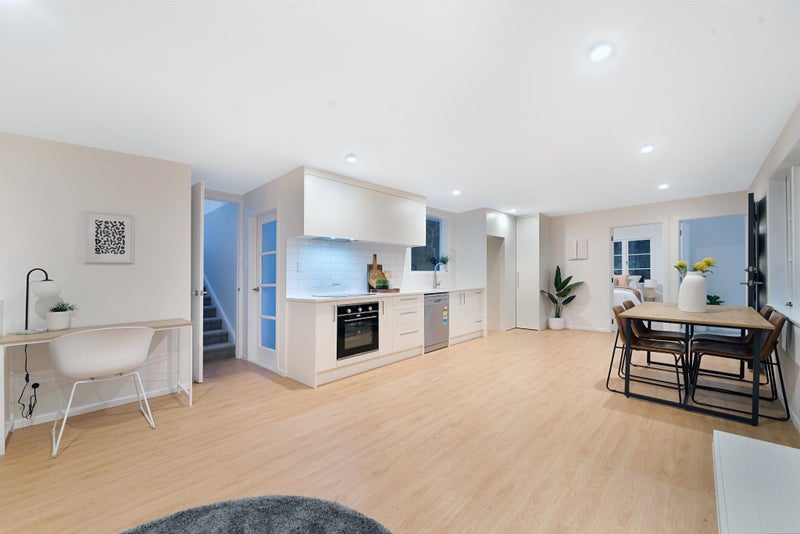 31 Ngaio Road, Titirangi, Auckland - Carousel 2