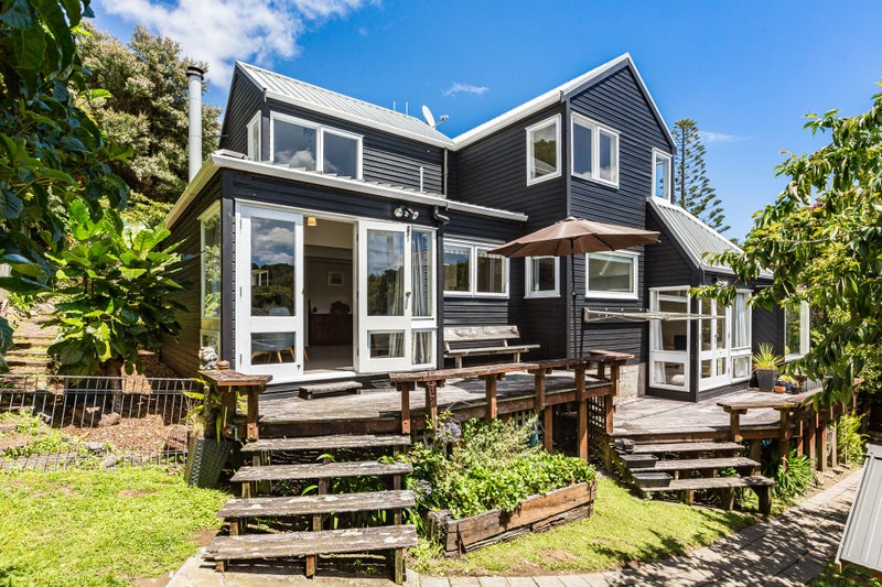 3A Oak Avenue, Paremata, Porirua - Carousel 2