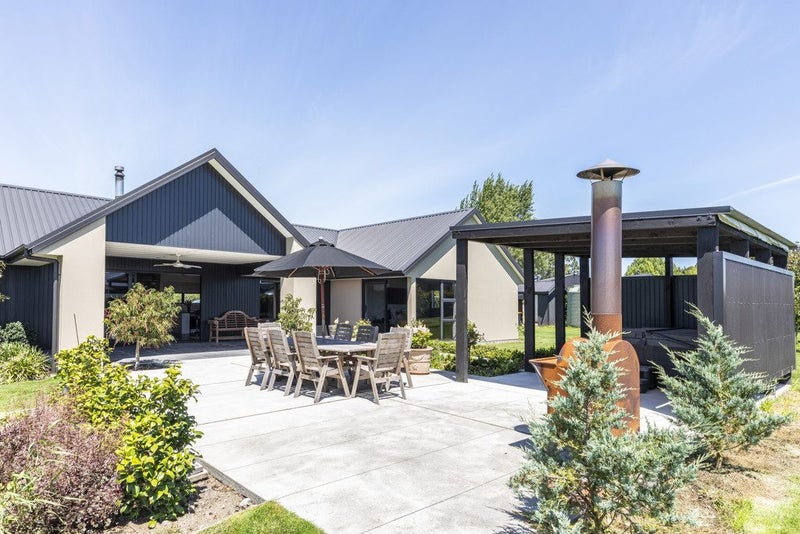 25 Hallfield Drive, Ohoka, Kaiapoi - Carousel 2