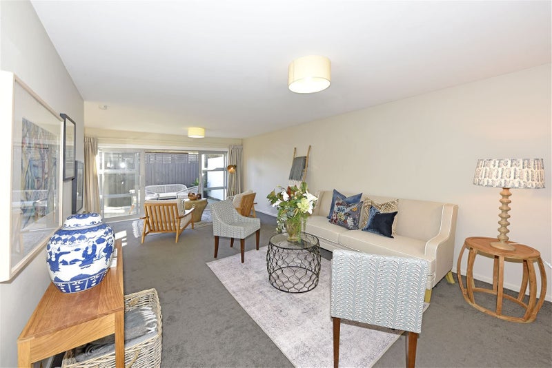 2/9A Norfolk Street, St Albans, Christchurch - Carousel 2