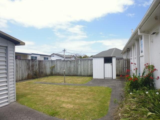 2/8 Atiawa Crescent, Waiwhetu, Lower Hutt - Carousel 8