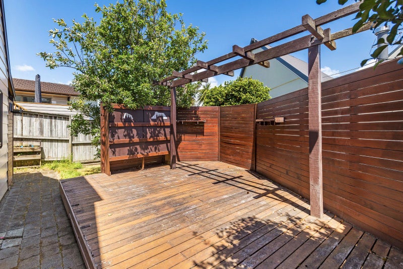 29 Riddell Road, Glendowie, Auckland - Carousel 7