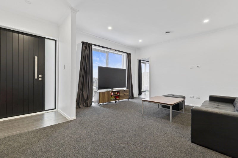 19 Te Tiireke Drive, Glenview, Hamilton - Carousel 2