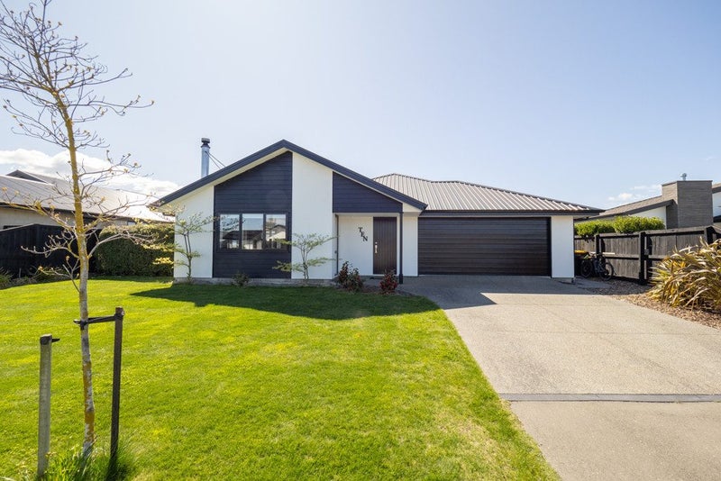 10 Whiteoak Grove, Tinwald, Ashburton - Carousel 1