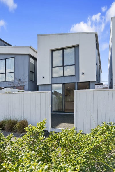 117 Tarapuka Road, Westgate, Auckland - Carousel 1